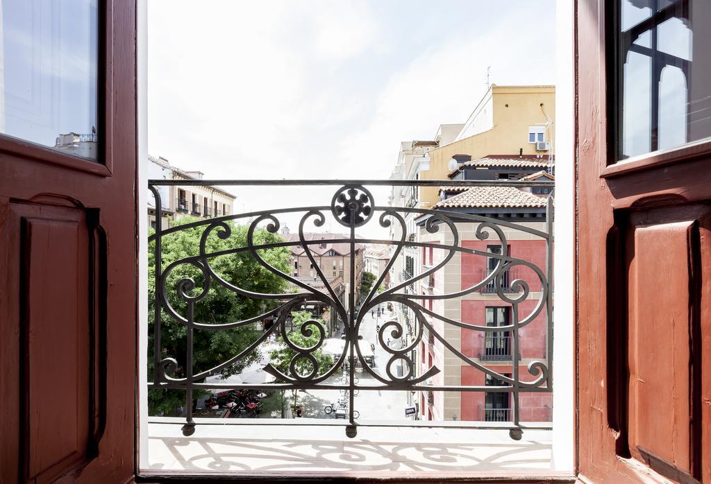 San Miguel Apartment Madrid Buitenkant foto
